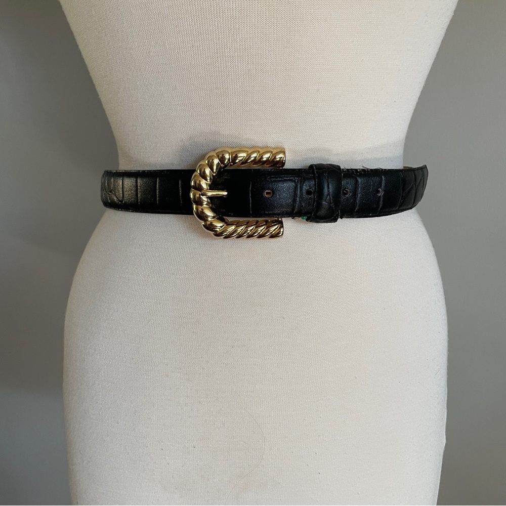 Vintage Black and Gold Scallop Belt